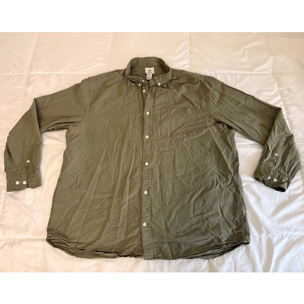 Men's H&M Army Green Regular Fit Button Up Shirt